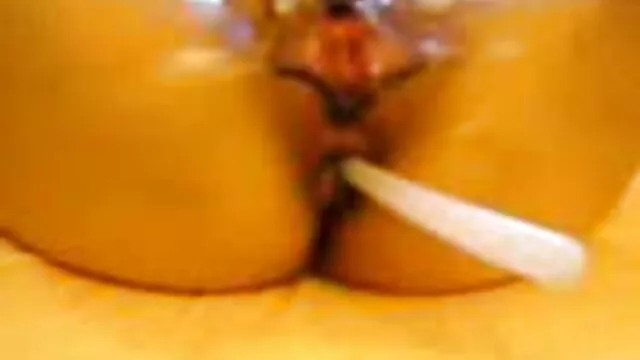 Bodacious tranny निर्दयी रूपमा कुकुर स्थिति मा fucked हुन्छ