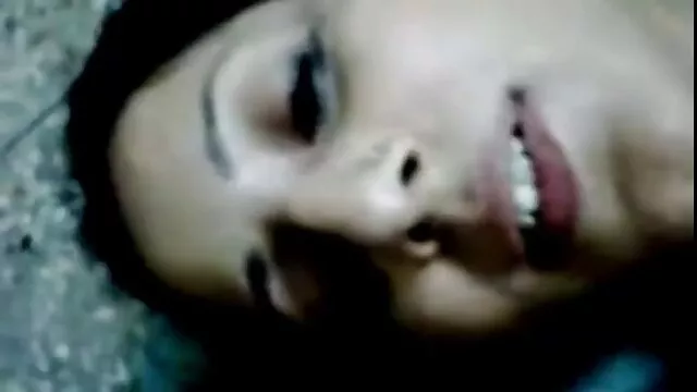 बक्सम सेक्सपोट जेनिफर डार्कले आफ्नो प्रेमीलाई ब्लोजबको एक नरक दिन्छ