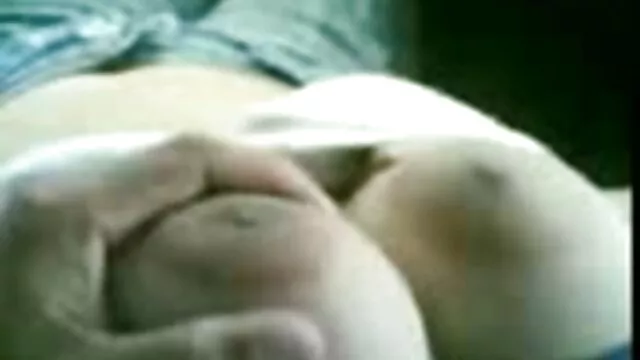 ट्याटू किन्नरले आफ्नो प्रेमीलाई 69 स्थितिमा राम्रो ब्लोजब दिन्छ